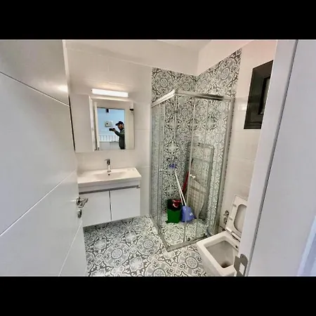 Caesars - Commodus Flat * Trikomo