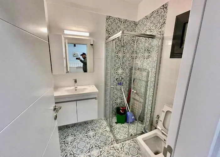 Caesars - Commodus Flat * Trikomo