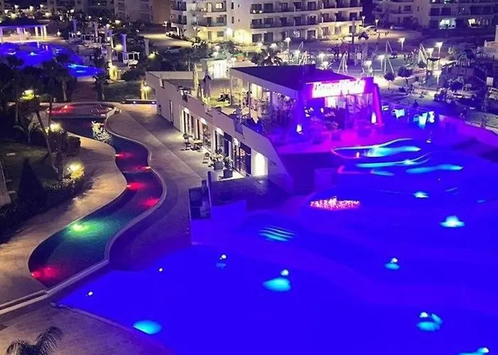 Caesars - Commodus Flat * Trikomo